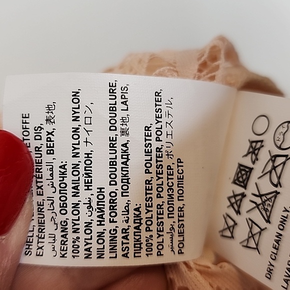 NEW Bebe Allie Deep V Neckline Lace Dress Bodycon Retro Summer Vintage Barbie - Picture 8 of 15